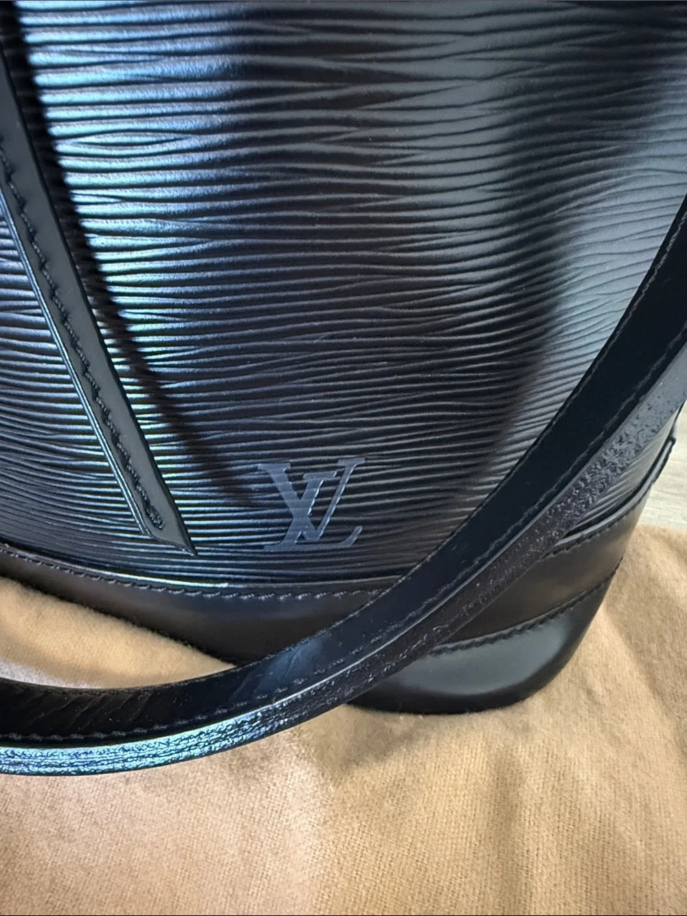 Louis Vuitton Noé Epi Leather Bucket Bag Grand Modéle vintage 2000